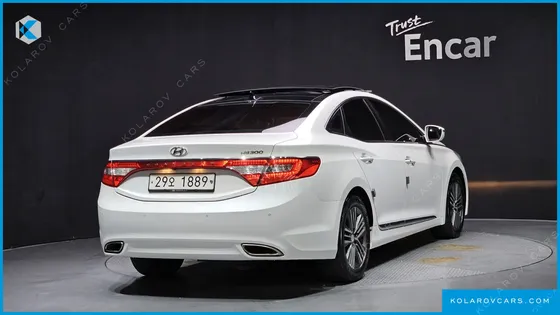 HYUNDAI GRANDEUR HG240 MODERN