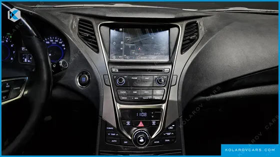 HYUNDAI GRANDEUR HG240 MODERN