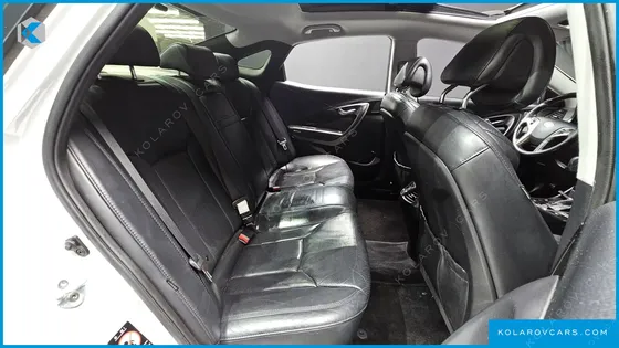 HYUNDAI GRANDEUR HG240 MODERN