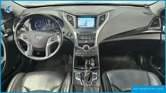HYUNDAI GRANDEUR HG240 MODERN