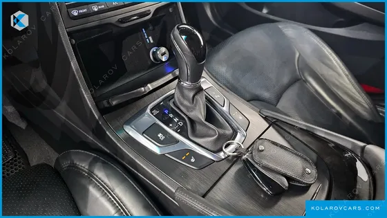 HYUNDAI GRANDEUR HG240 MODERN