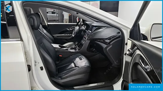 HYUNDAI GRANDEUR HG240 MODERN