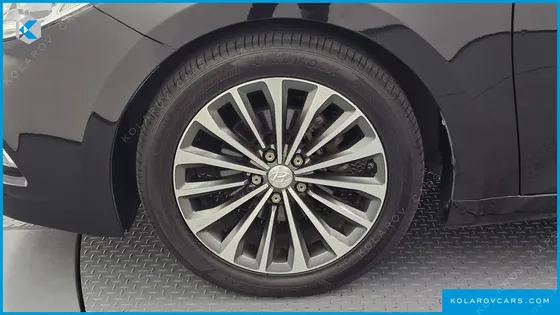 HYUNDAI GRANDEUR HG300 PREMIUM