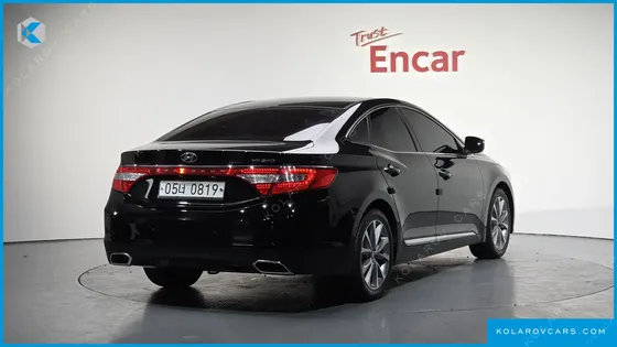 HYUNDAI GRANDEUR HG240 MODERN