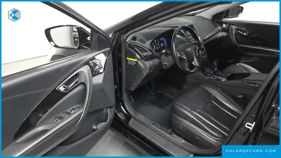 HYUNDAI GRANDEUR HG240 MODERN