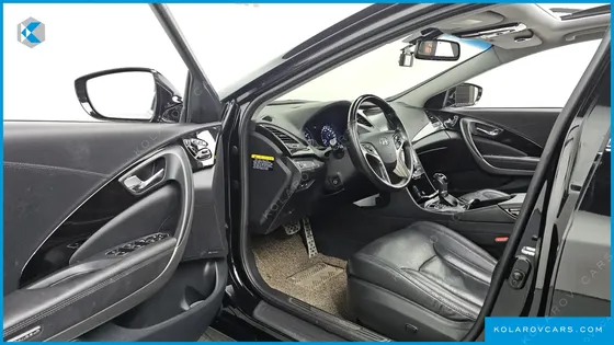 HYUNDAI GRANDEUR HG240 MODERN