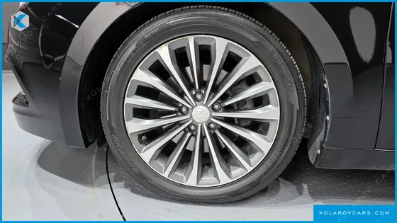 HYUNDAI GRANDEUR HG300 PREMIUM