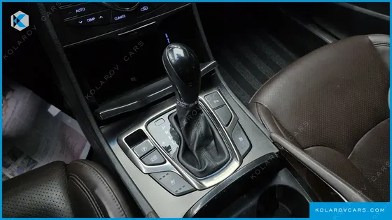 HYUNDAI GRANDEUR HG300 PREMIUM