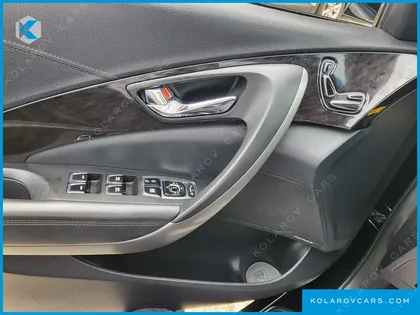 HYUNDAI GRANDEUR HG300 PREMIUM