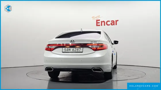 HYUNDAI GRANDEUR HG240 MODERN
