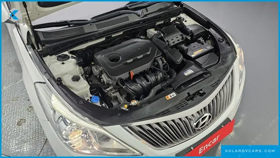 HYUNDAI GRANDEUR HG240 MODERN