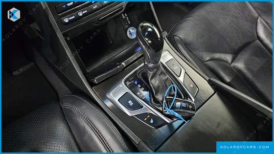 HYUNDAI GRANDEUR HG240 MODERN