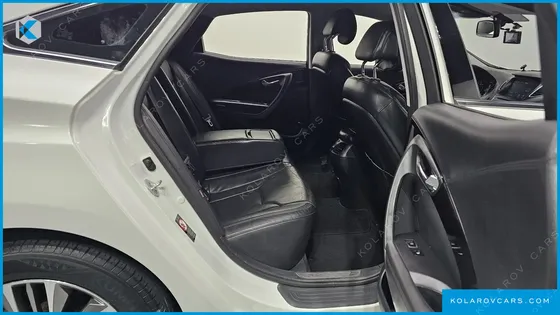 HYUNDAI GRANDEUR HG240 MODERN