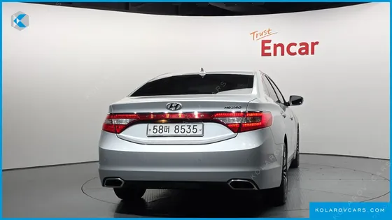 HYUNDAI GRANDEUR HG240 MODERN