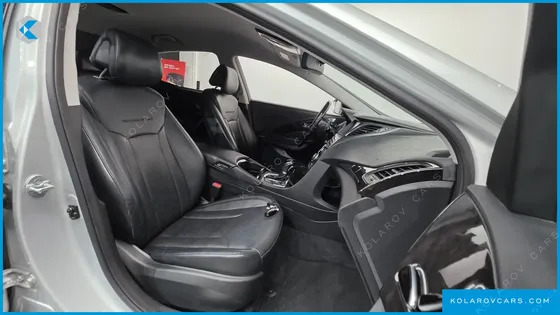 HYUNDAI GRANDEUR HG240 MODERN