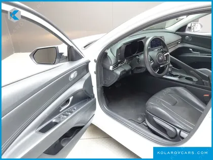 HYUNDAI ELANTRA (AVANTE) 1.6 LPI (RENTAL CAR)