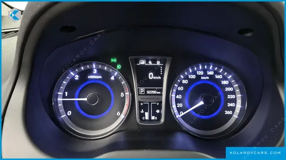HYUNDAI GRANDEUR HG220 DIESEL MODERN