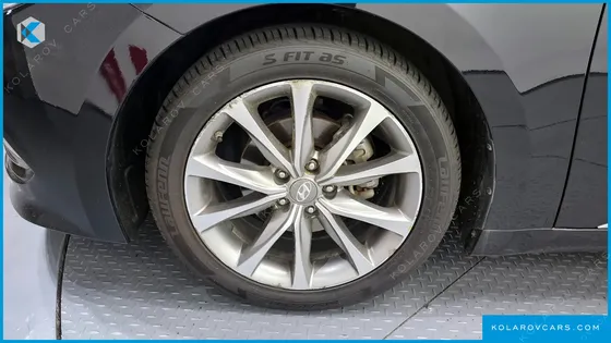 HYUNDAI GRANDEUR HG300 PREMIUM