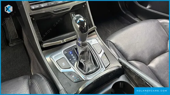 HYUNDAI GRANDEUR HG300 PREMIUM
