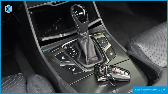 HYUNDAI GRANDEUR HG240 MODERN
