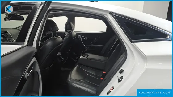 HYUNDAI GRANDEUR HG240 MODERN