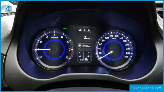 HYUNDAI GRANDEUR HG240 MODERN