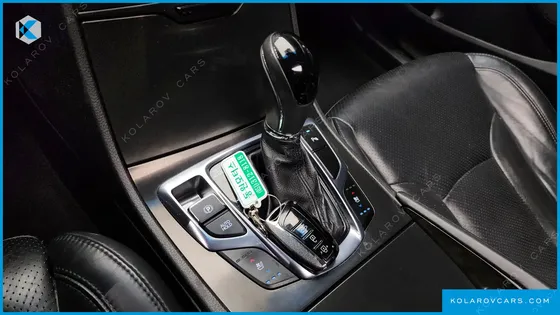 HYUNDAI GRANDEUR HG240 MODERN