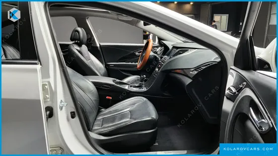HYUNDAI GRANDEUR HG240 MODERN