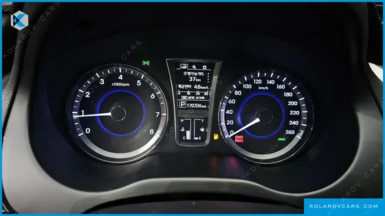HYUNDAI GRANDEUR HG240 MODERN