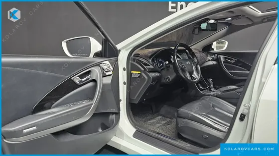 HYUNDAI GRANDEUR HG240 MODERN