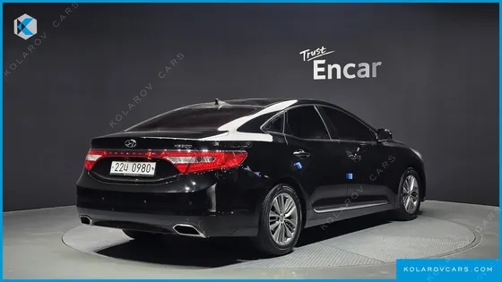 HYUNDAI GRANDEUR HG240 MODERN