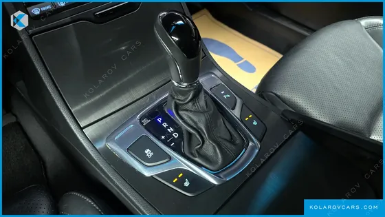 HYUNDAI GRANDEUR HG240 MODERN