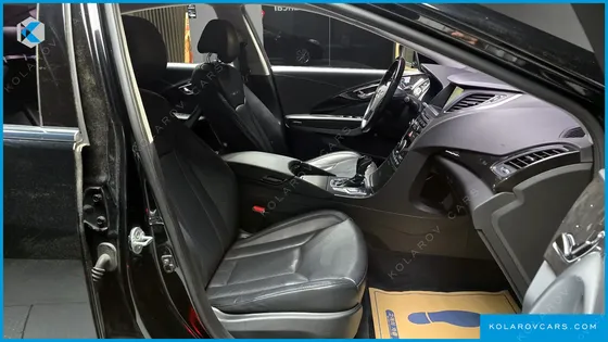 HYUNDAI GRANDEUR HG240 MODERN