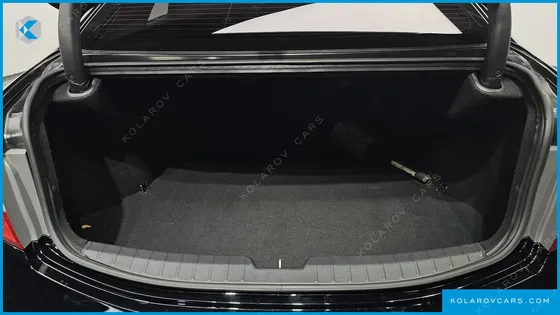 HYUNDAI GRANDEUR HG240 MODERN
