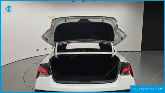 HYUNDAI ELANTRA (AVANTE) 1.6