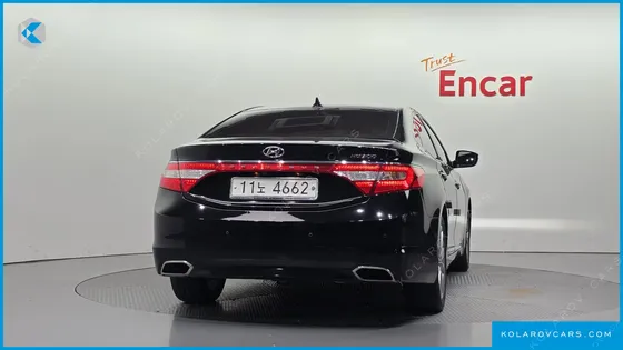 HYUNDAI GRANDEUR HG240 MODERN