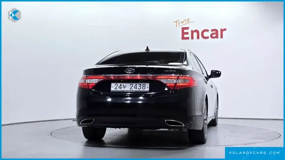 HYUNDAI GRANDEUR HG240 MODERN