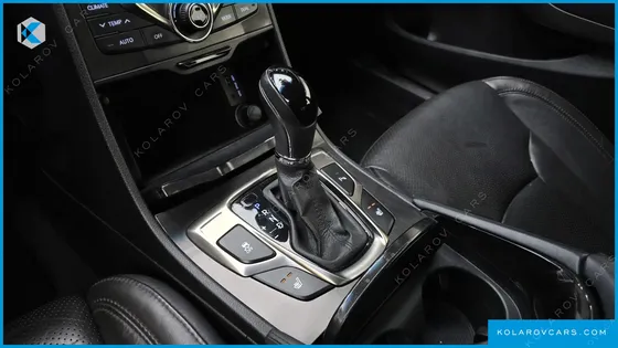 HYUNDAI GRANDEUR HG240 MODERN