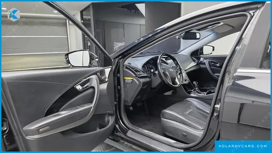 HYUNDAI GRANDEUR HG240 MODERN