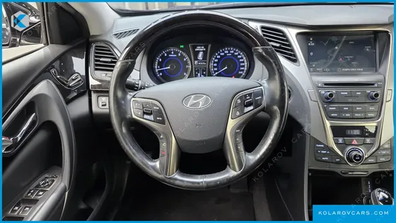 HYUNDAI GRANDEUR HG240 MODERN
