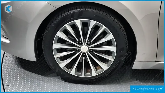 HYUNDAI GRANDEUR HG300 EXCLUSIVE