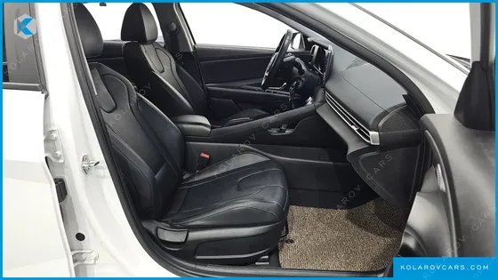 HYUNDAI ELANTRA (AVANTE) 1.6 LPI (RENTAL CAR)