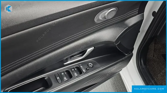 HYUNDAI ELANTRA (AVANTE) 1.6 LPI (RENTAL CAR)