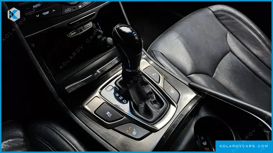 HYUNDAI GRANDEUR HG240 MODERN