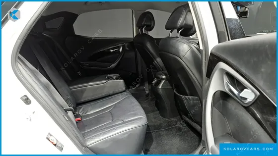 HYUNDAI GRANDEUR HG240 MODERN
