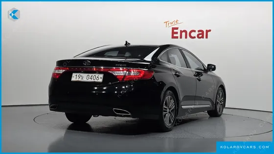 HYUNDAI GRANDEUR HG240 MODERN