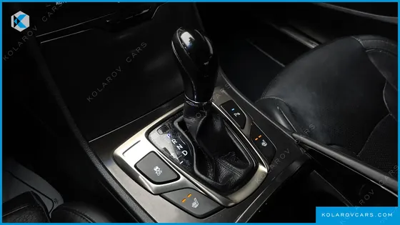 HYUNDAI GRANDEUR HG240 MODERN