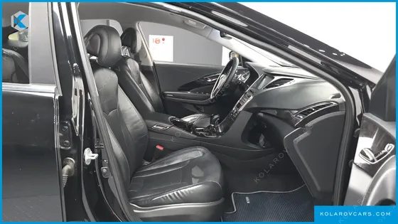 HYUNDAI GRANDEUR HG240 MODERN