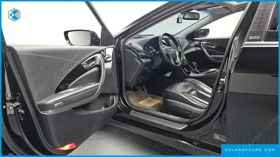 HYUNDAI GRANDEUR HG240 LUXURY