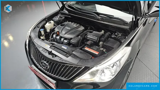 HYUNDAI GRANDEUR HG240 MODERN